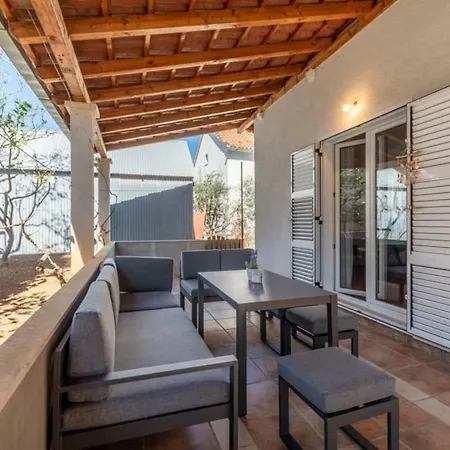 House Marlena Milna (Brac)